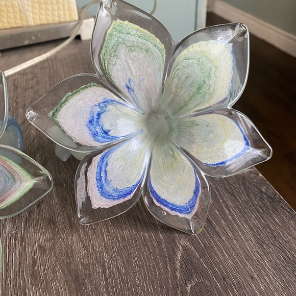 Murano style Floral Glass with spiral stems - Picture 9 of 11